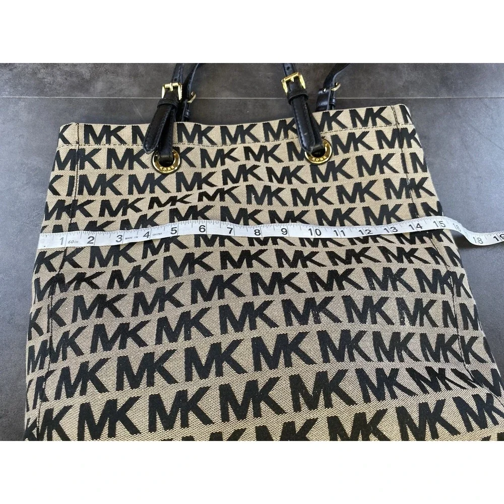 Michael Kors Jet Set Black & Tan Canvas Large Tote-CLEAN